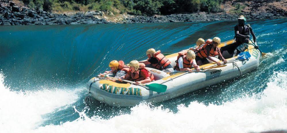 Tongabezi Lodge Simonga Bagian luar foto