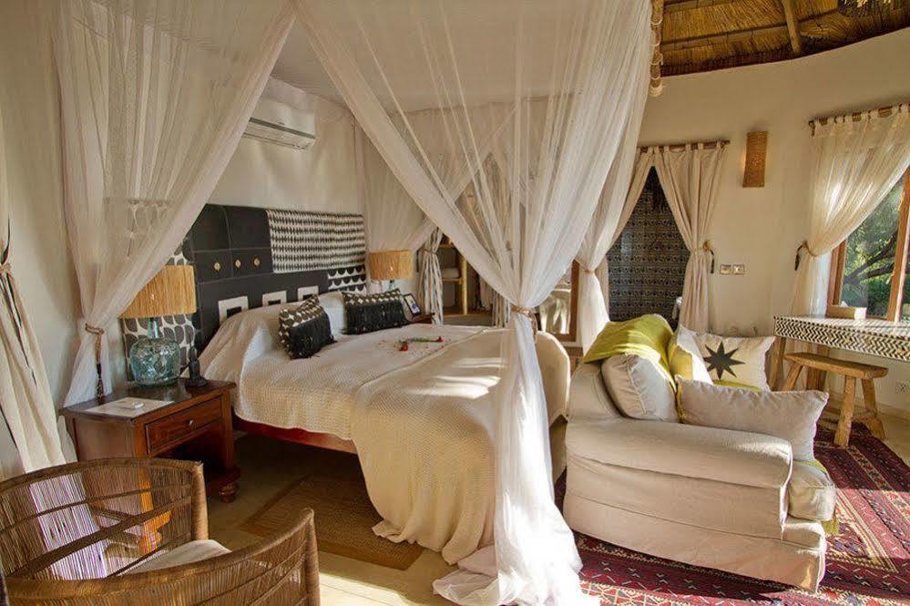 Tongabezi Lodge Simonga Bagian luar foto