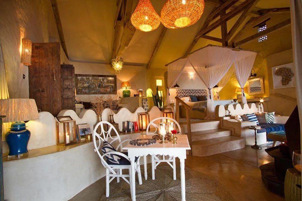Tongabezi Lodge Simonga Bagian luar foto